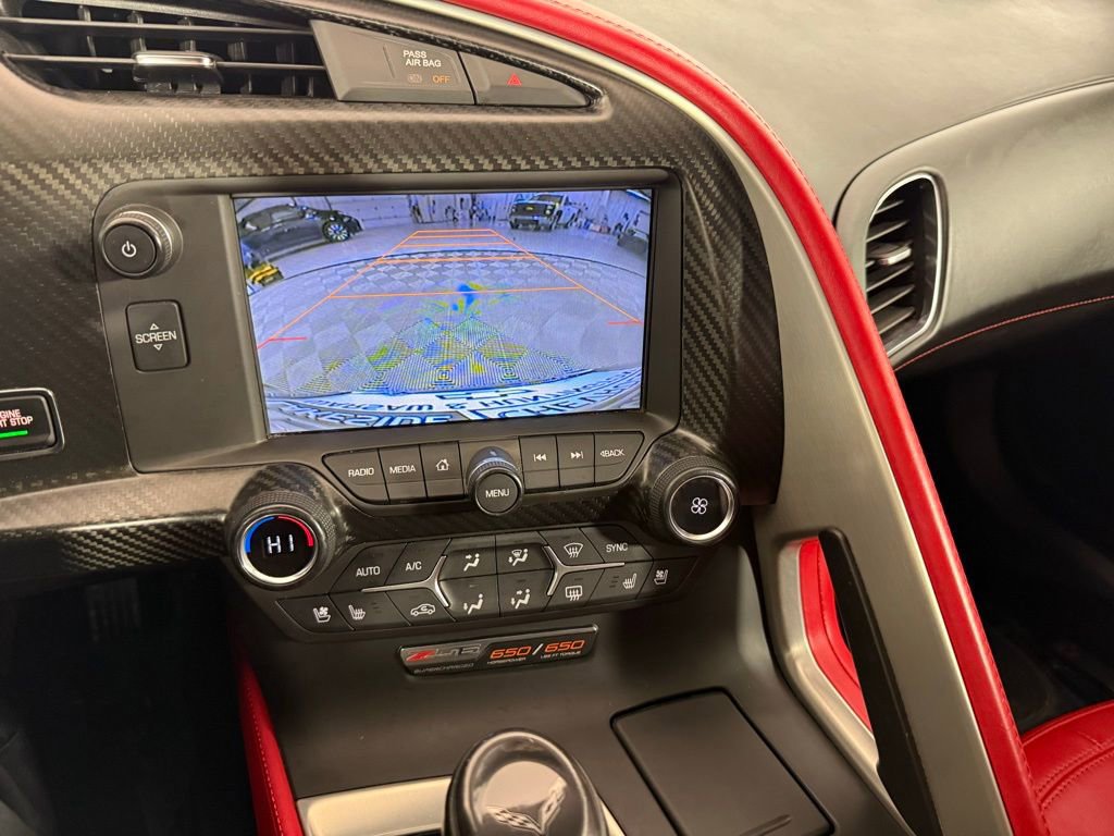 Used 2015 Chevrolet Corvette Z06 w/ 3LZ Preferred Equipment Group image 20