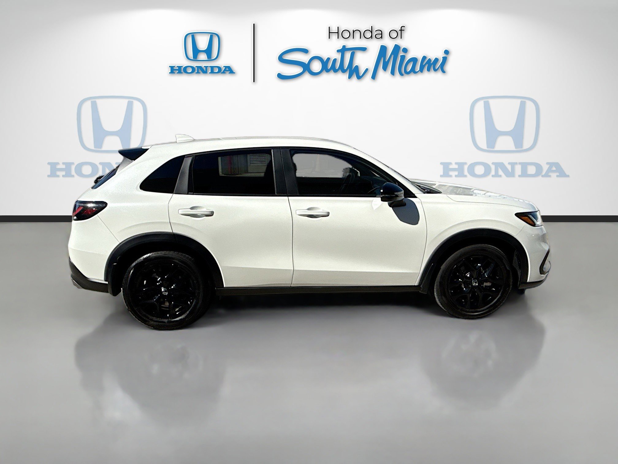 Certified 2024 Honda HR-V Sport image 8