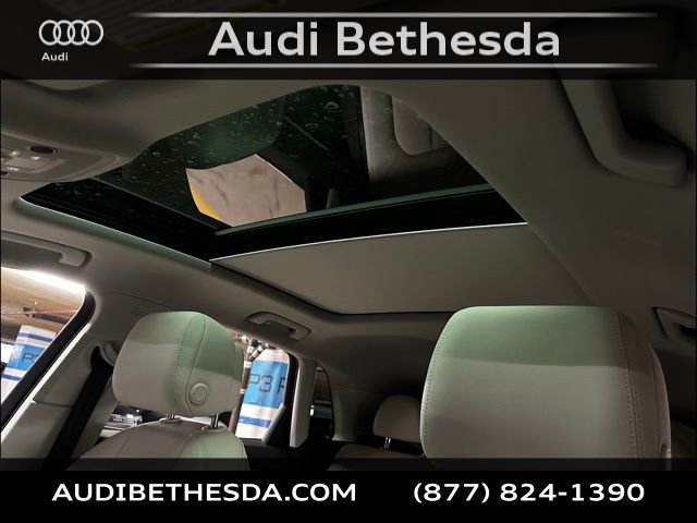 Used 2025 Audi Q3 2.0T Premium w/ Convenience Package image 27