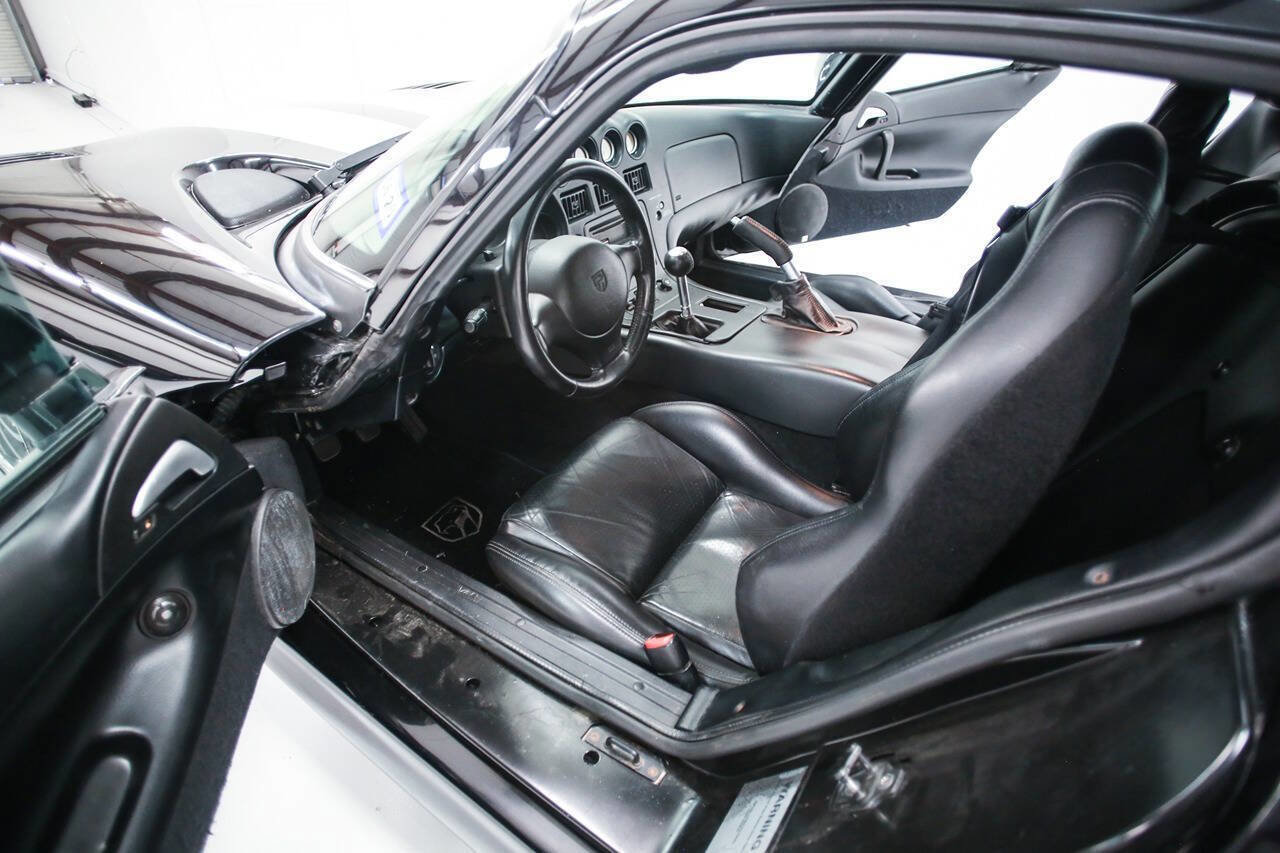 Used 2000 Dodge Viper GTS image 30