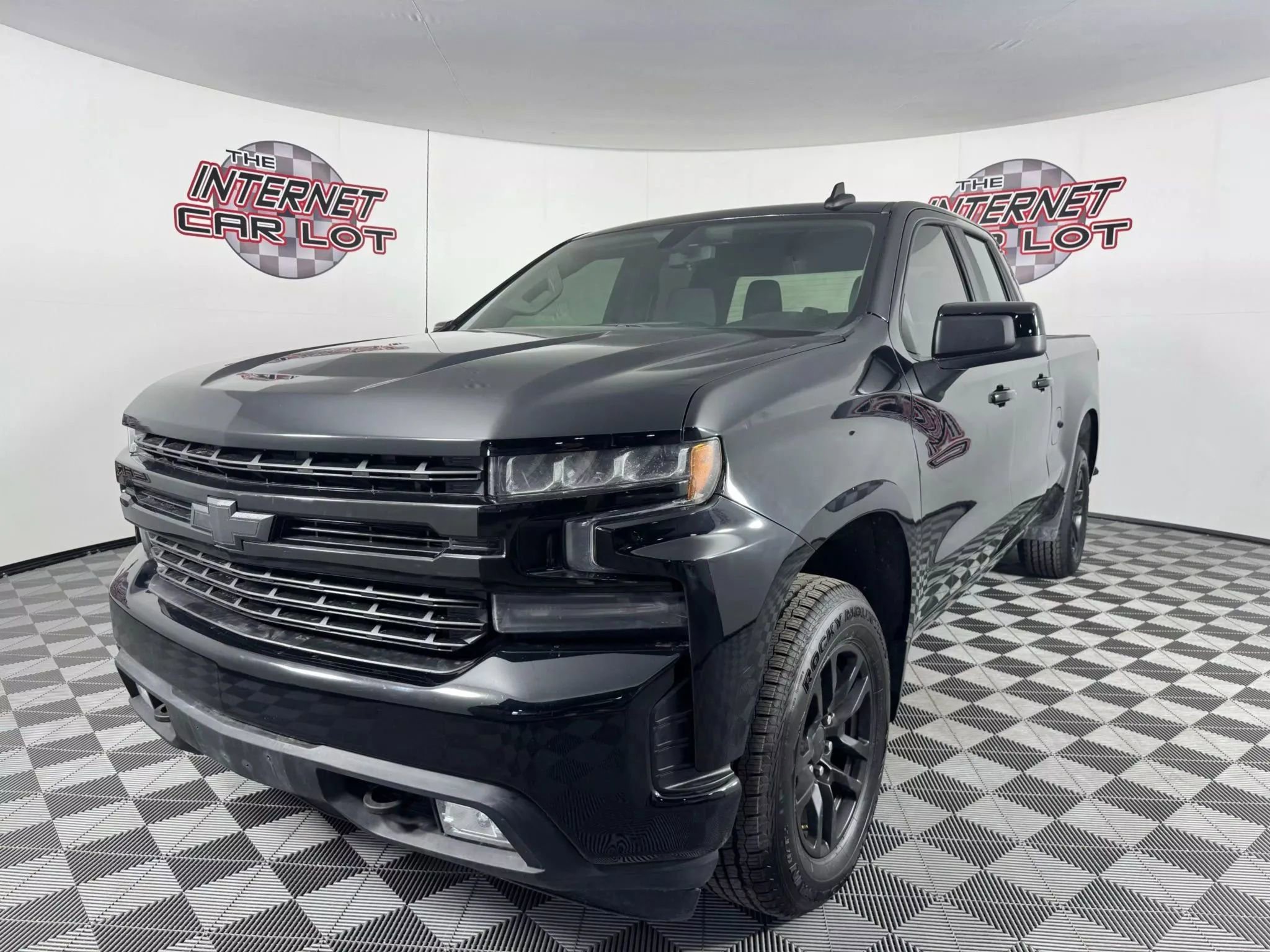 Used 2021 Chevrolet Silverado 1500 RST w/ Bed Protection Package AWD/4WD image 1