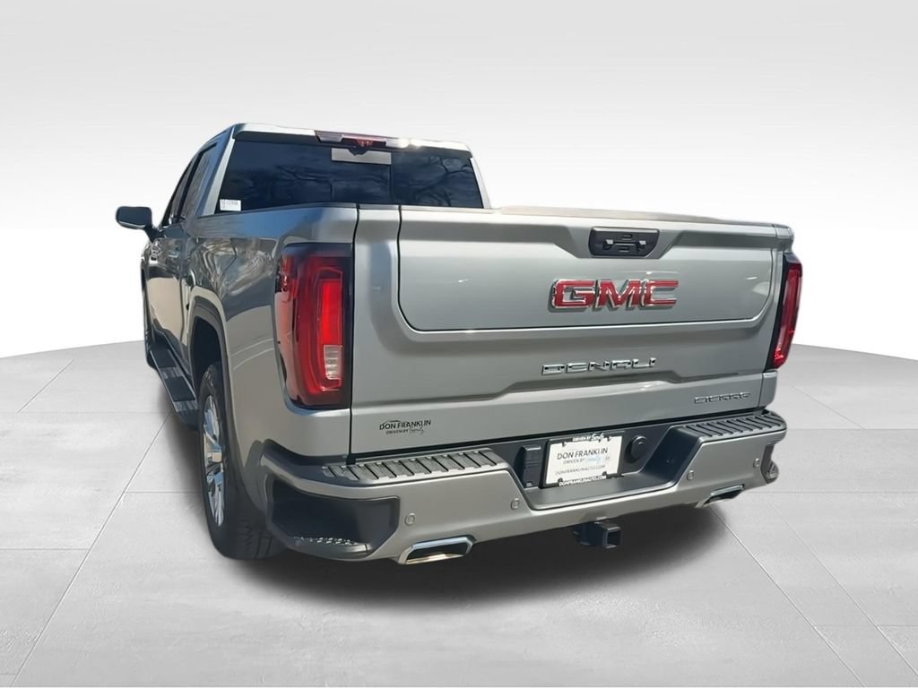 Used 2025 GMC Sierra 1500 Denali w/ Technology Package AWD/4WD image 7