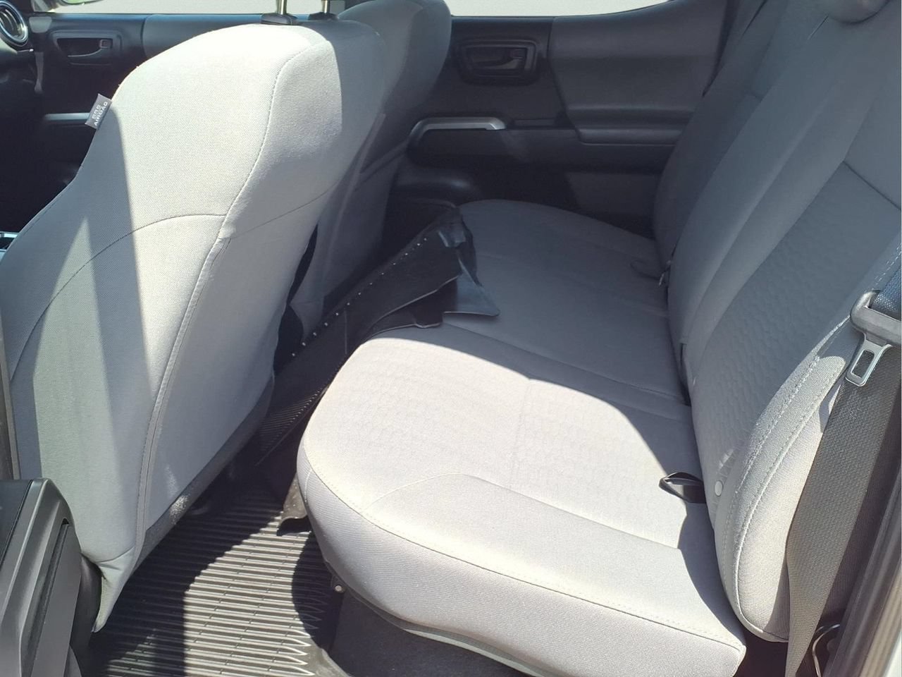 Certified 2019 Toyota Tacoma SR5 AWD/4WD image 10
