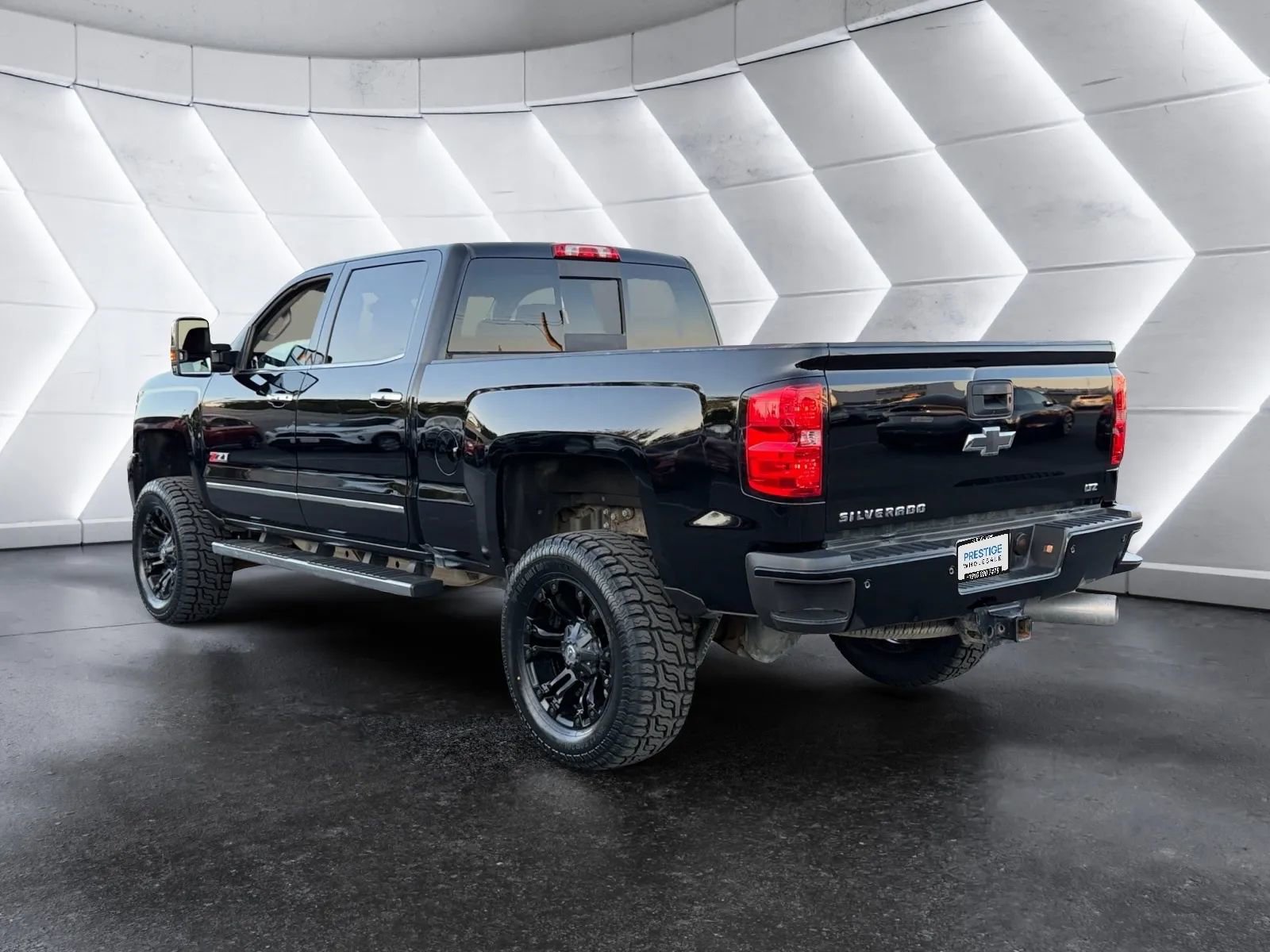 Used 2019 Chevrolet Silverado 3500 LTZ w/ Duramax Plus Package AWD/4WD image 3