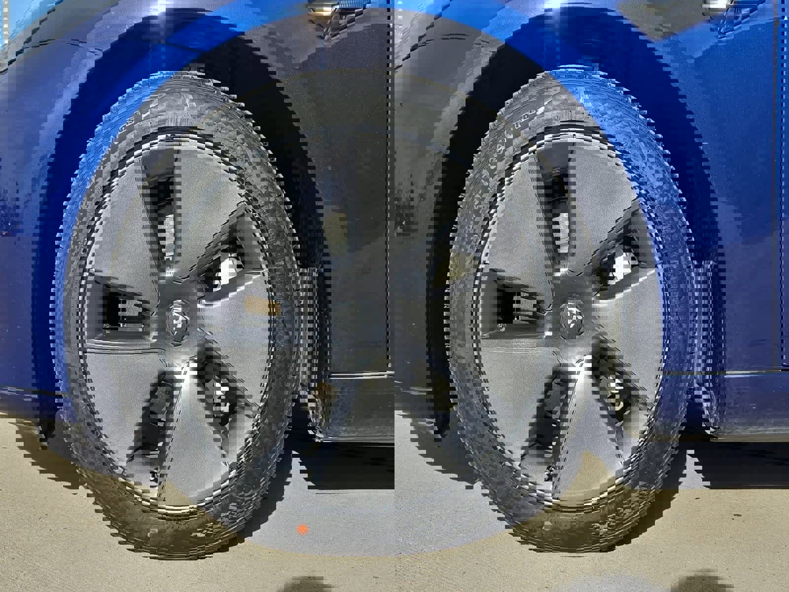 Used 2023 Tesla Model 3 Standard Range image 12