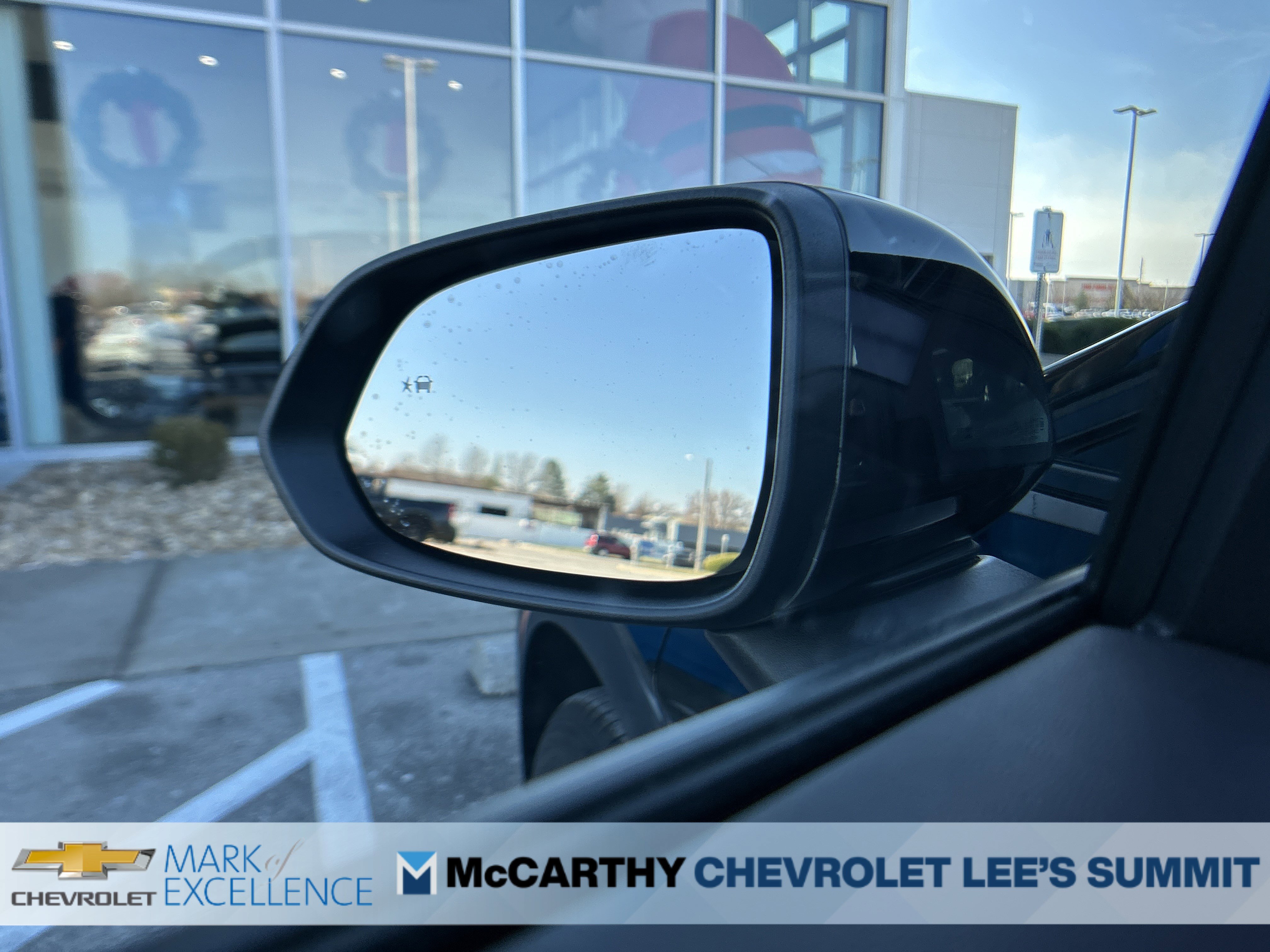 New 2026 Chevrolet Equinox EV LT w/ Comfort Package AWD/4WD image 17