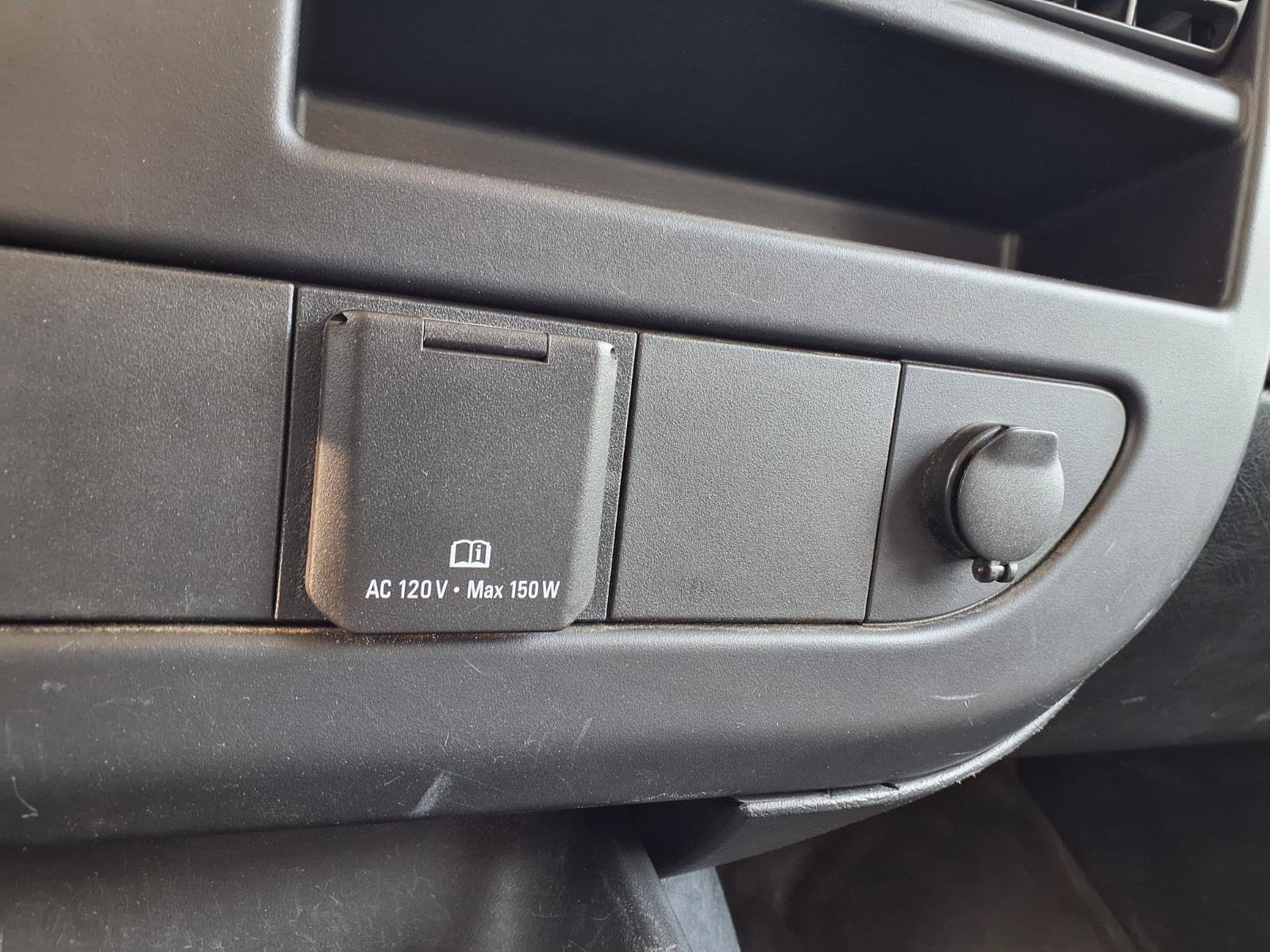 Used 2019 GMC Savana 3500 w/ Power Convenience Package RWD image 10