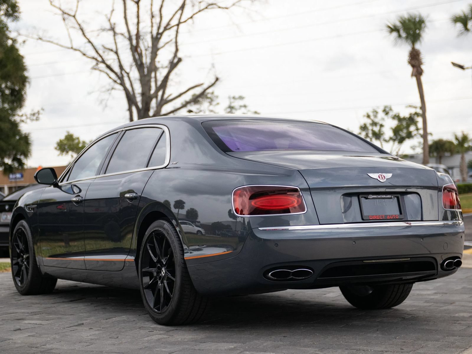 Used 2018 Bentley Flying Spur S V8 AWD/4WD image 13