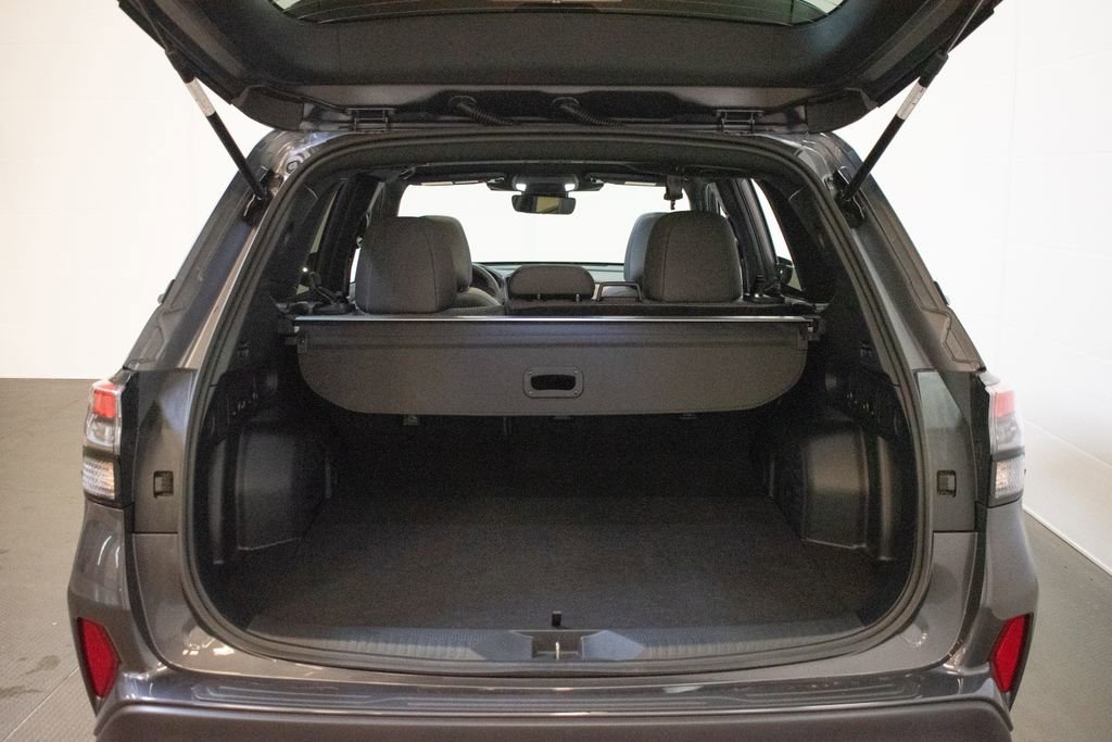 Used 2026 Subaru Forester Premium image 24