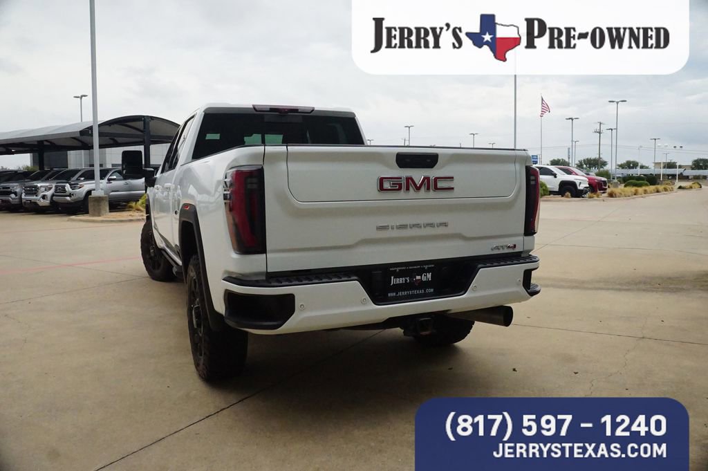 Used 2024 GMC Sierra 2500 AT4 w/ AT4 Premium Plus Package image 4