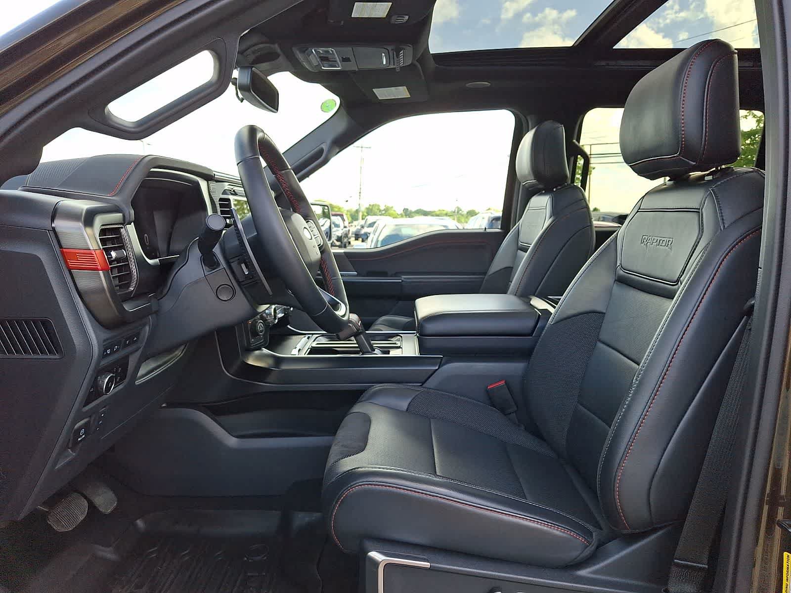 Used 2024 Ford F150 Raptor AWD/4WD image 15