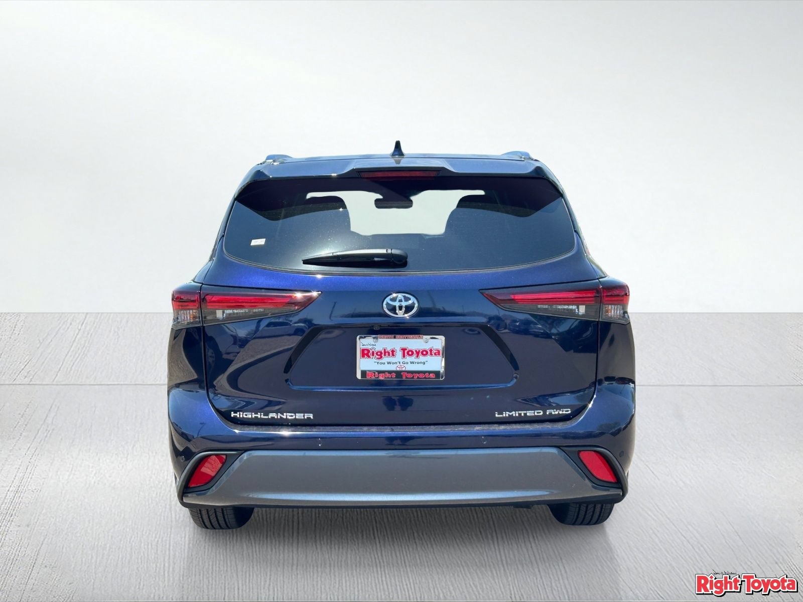 New 2026 Toyota Highlander Limited AWD/4WD image 10