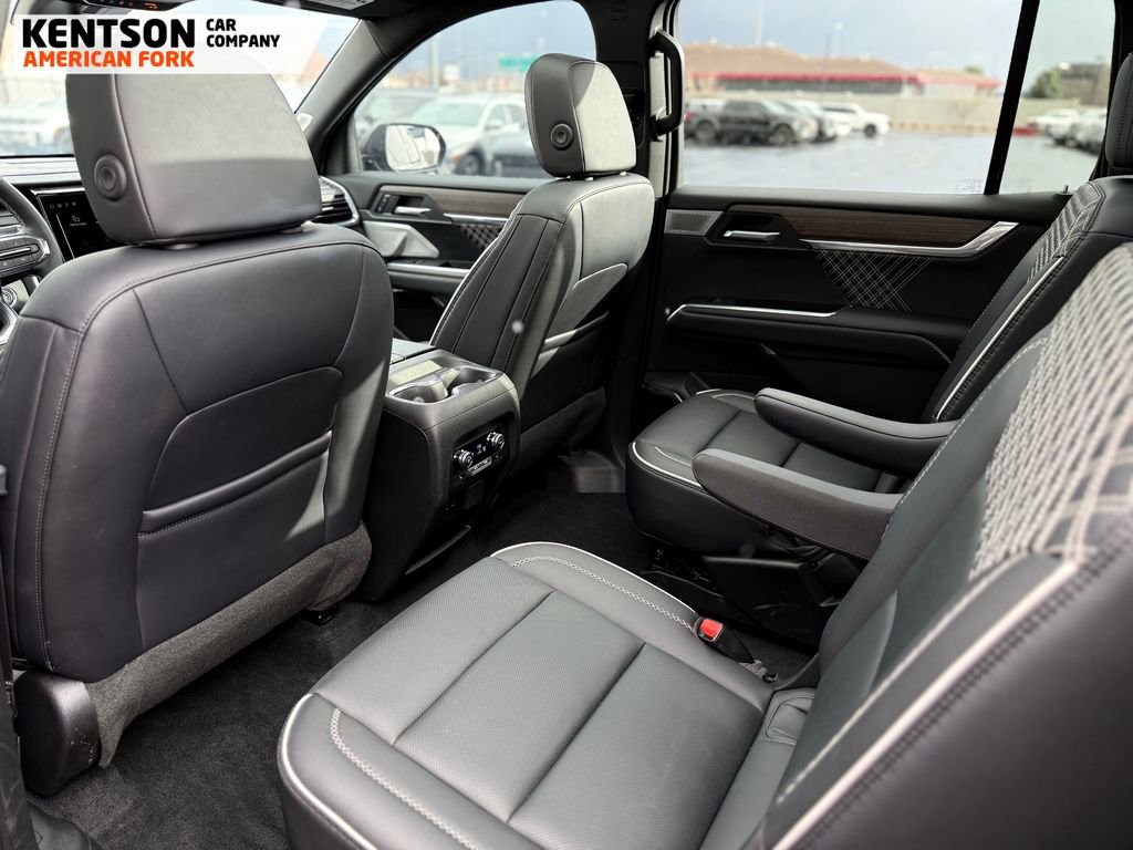 Used 2024 GMC Acadia Denali w/ Super Cruise Package image 39