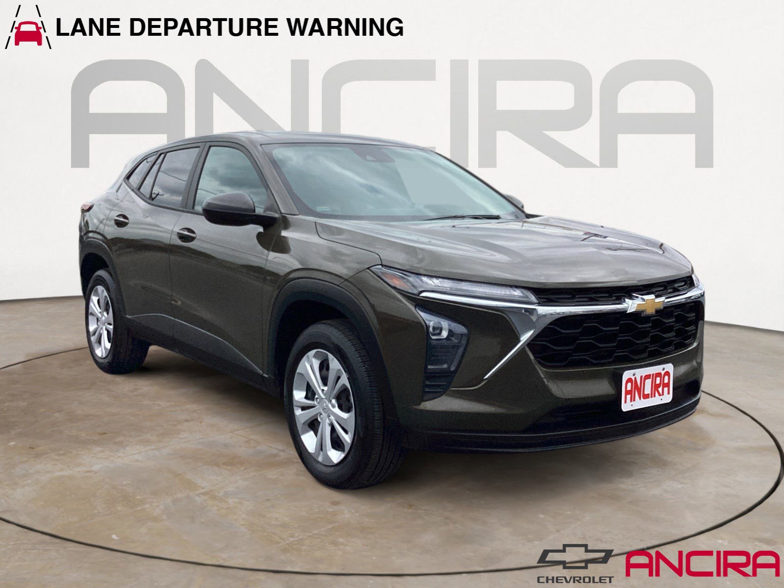 Used 2024 Chevrolet Trax LS FWD image 1