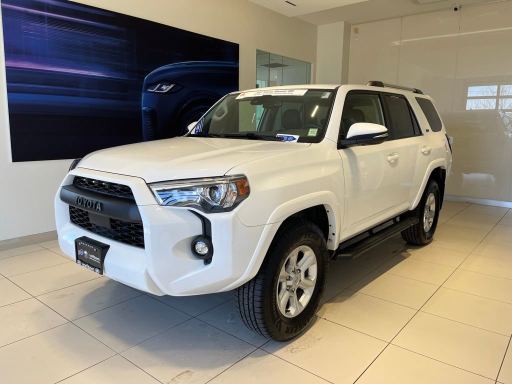 Used 2023 Toyota 4Runner SR5 Premium w/ Moonroof Package AWD/4WD image 1