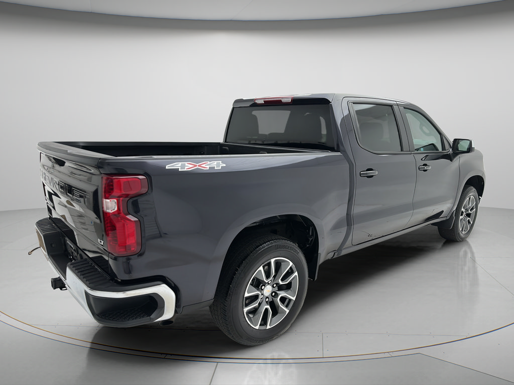Used 2024 Chevrolet Silverado 1500 LT AWD/4WD image 8