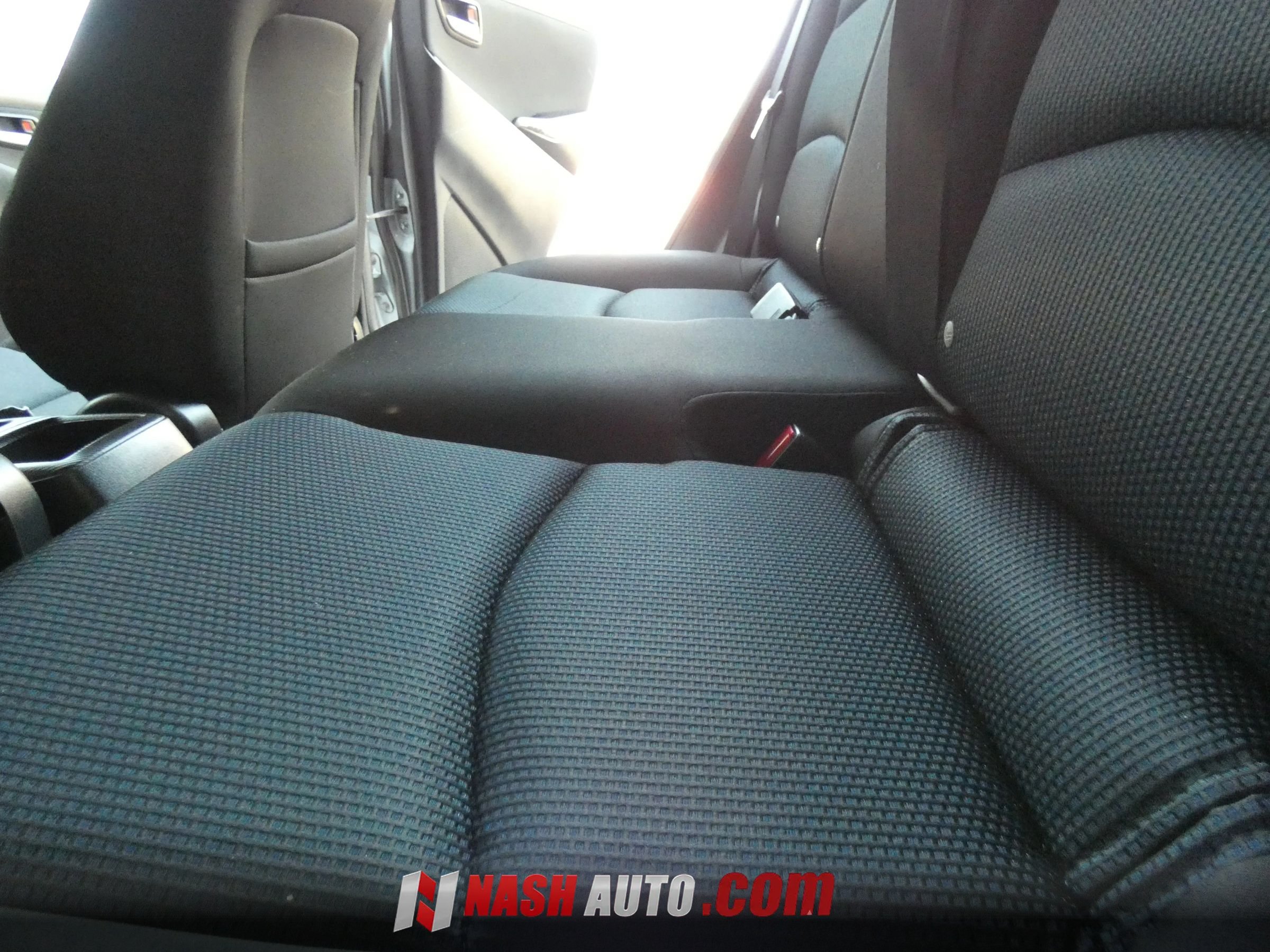 Used 2019 Toyota Yaris LE FWD image 42