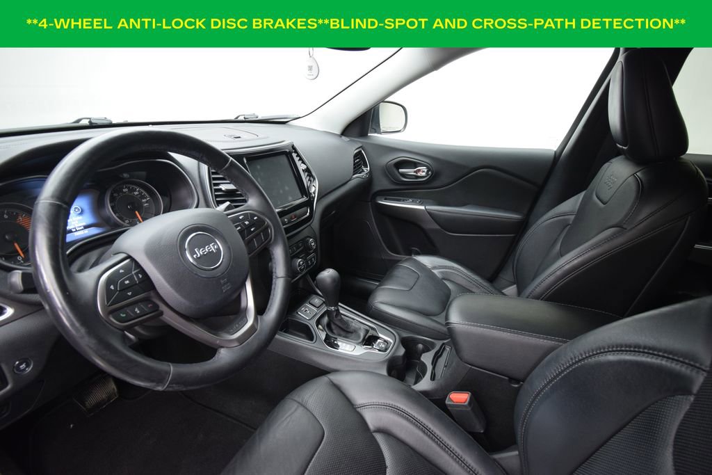 Used 2019 Jeep Cherokee Limited image 11