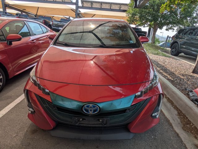 Used 2019 Toyota Prius Prime Advanced FWD image 2