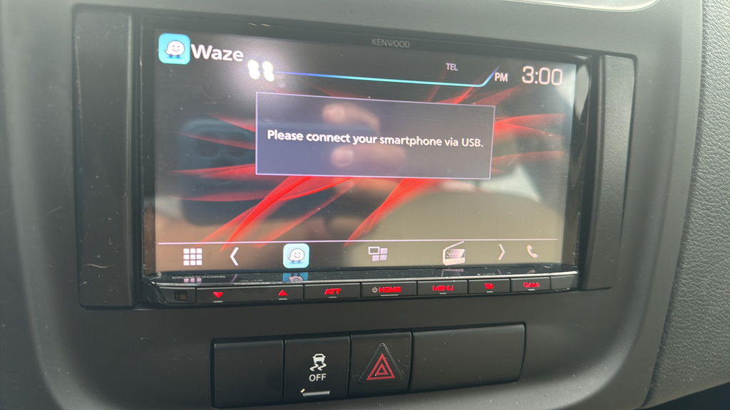 Used 2012 Dodge Avenger SXT FWD image 12