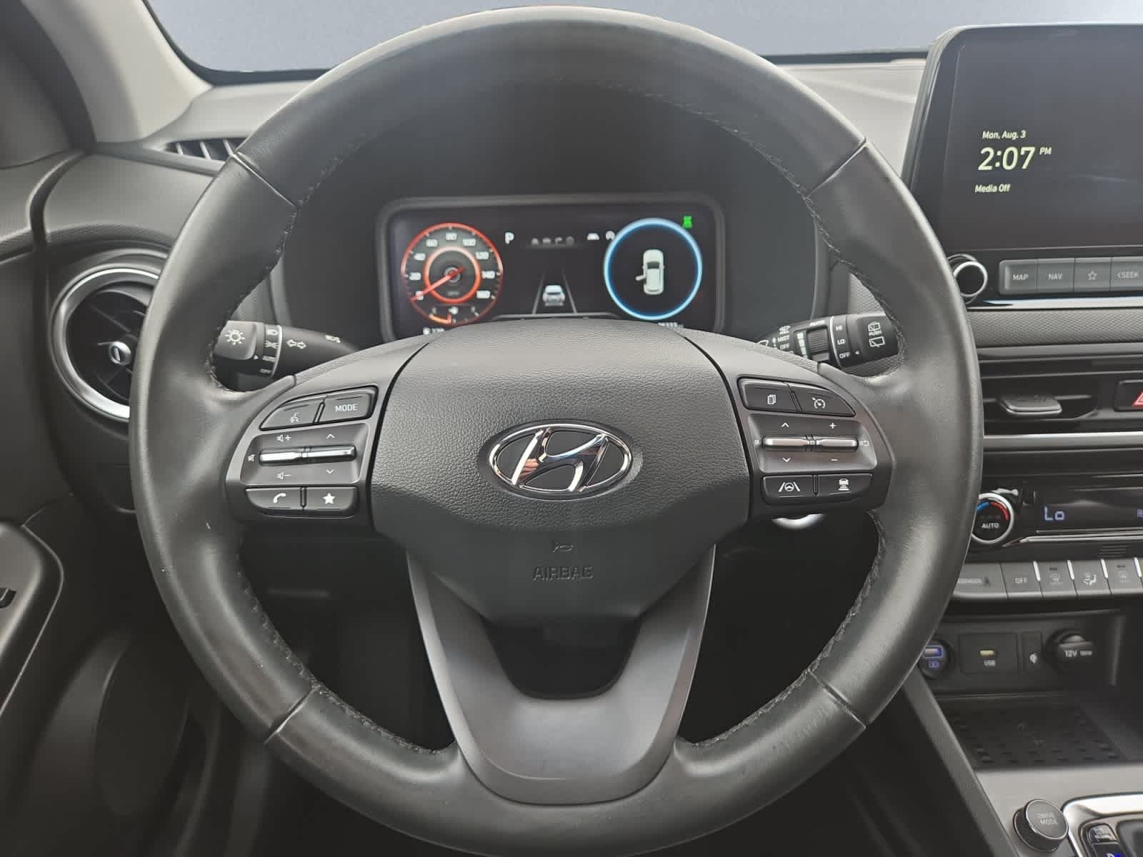 Used 2022 Hyundai Kona Limited w/ Cargo Package AWD/4WD image 18