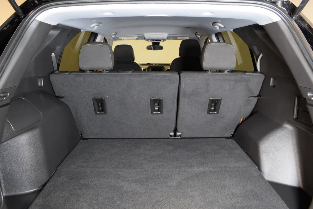 Used 2023 Chevrolet Equinox LT AWD/4WD image 29