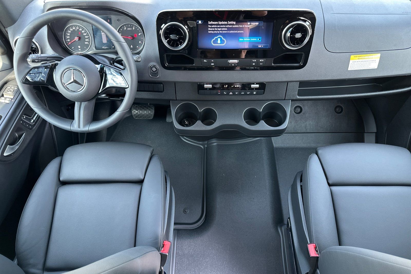 New 2025 Mercedes-Benz Sprinter 2500 image 11