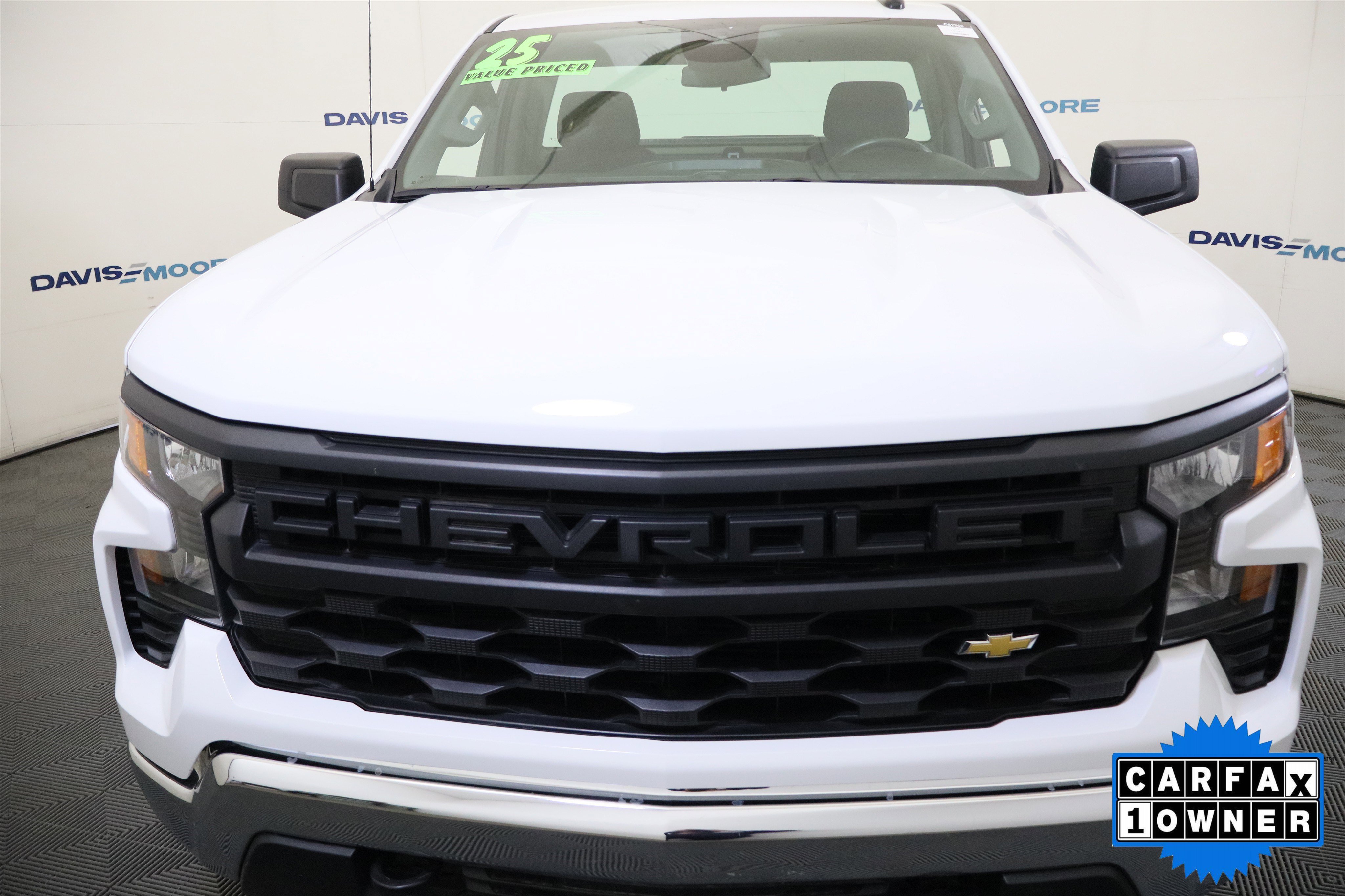 Used 2025 Chevrolet Silverado 1500 W/T RWD image 14