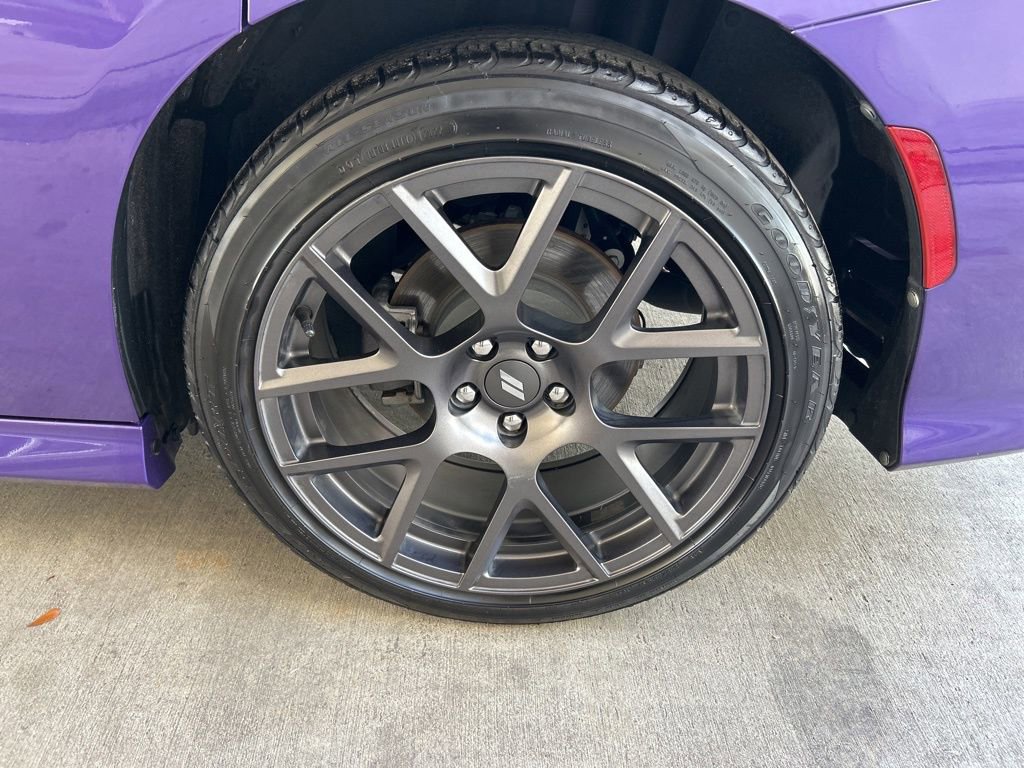Used 2019 Dodge Charger R/T w/ Daytona Edition Group image 18