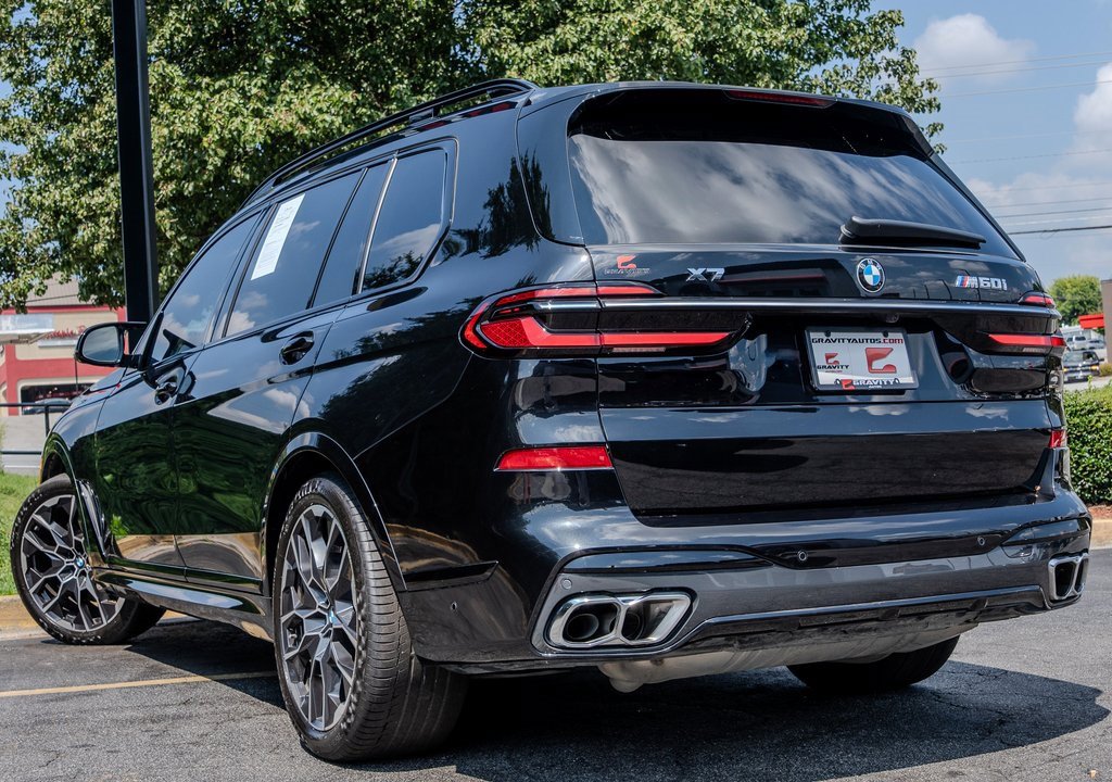Used 2025 BMW X7 M60i image 25
