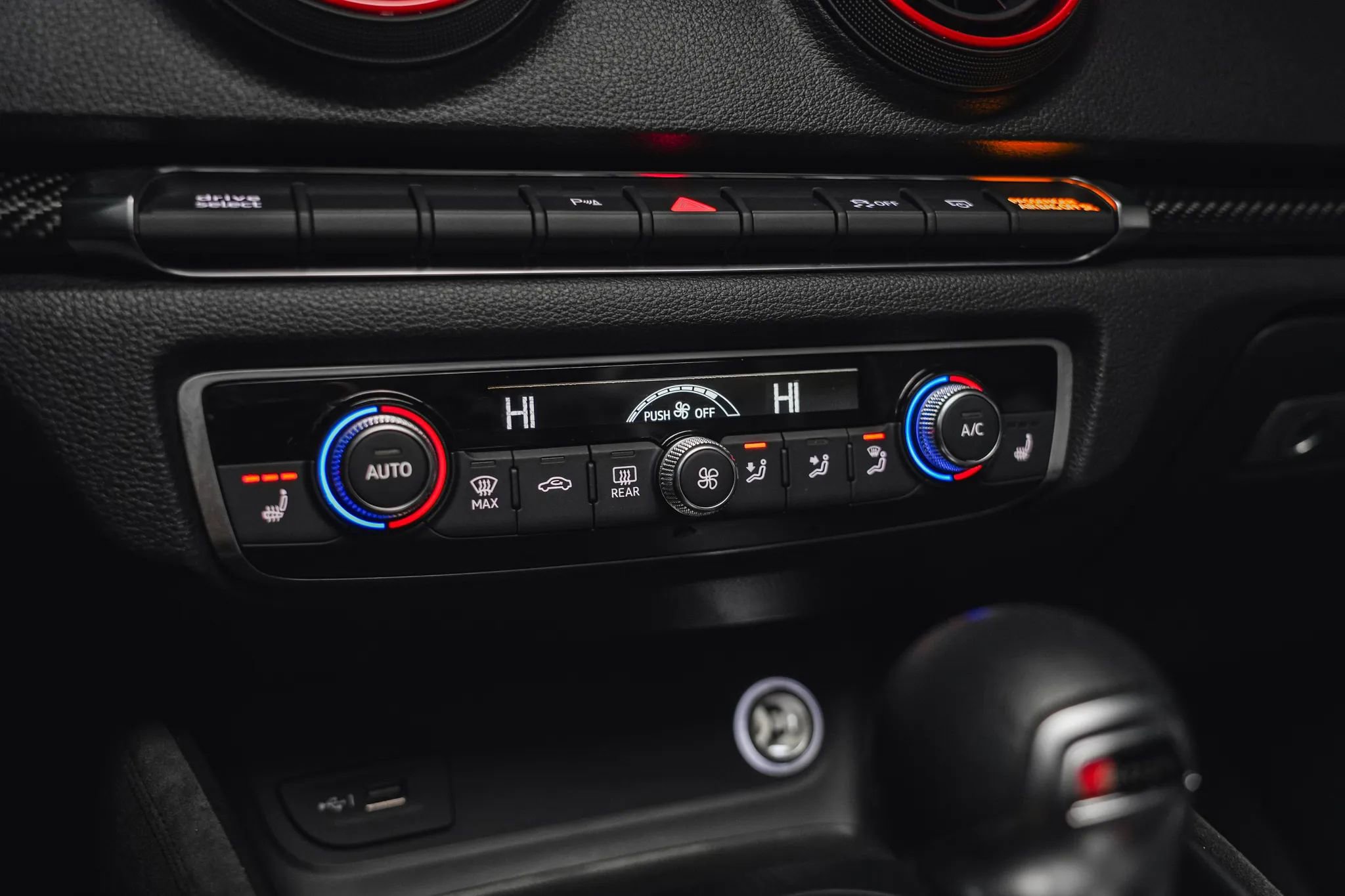 Used 2020 Audi RS 3 w/ Navigation Package image 52