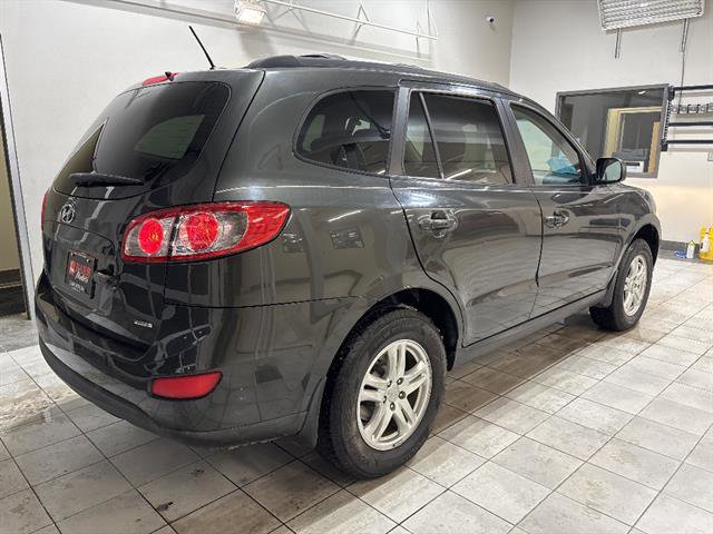 Used 2012 Hyundai Santa Fe GLS image 4