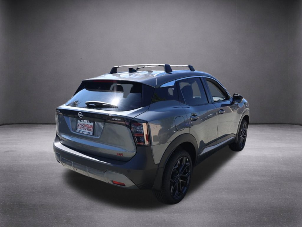 New 2026 Nissan Kicks SR FWD image 4