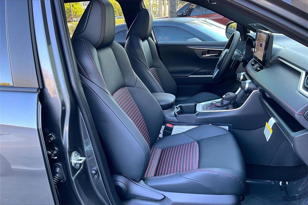Certified 2025 Toyota RAV4 XSE image 29