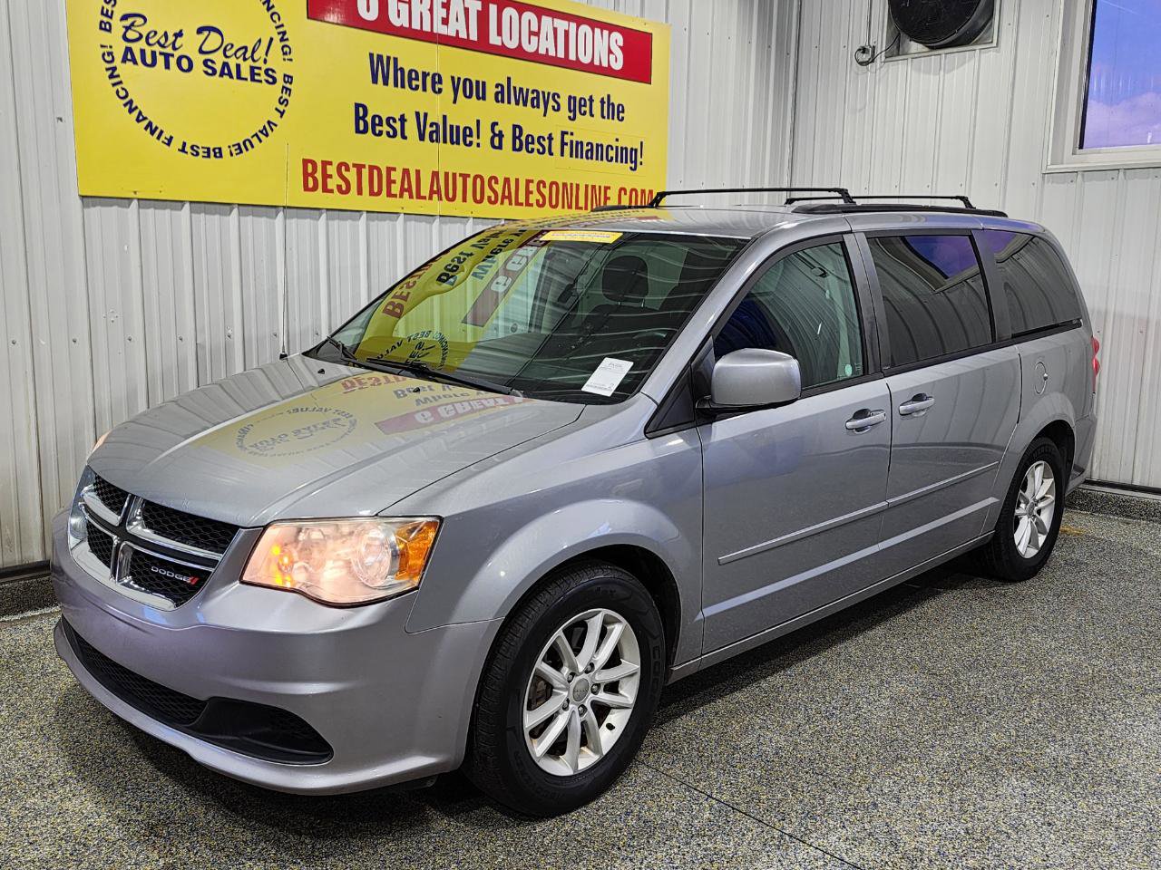 Used 2014 Dodge Grand Caravan SXT image 1