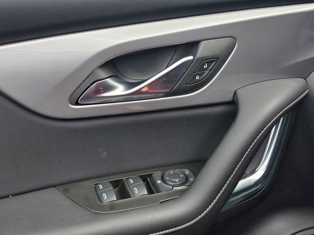 Used 2024 Chevrolet Blazer LT FWD image 11