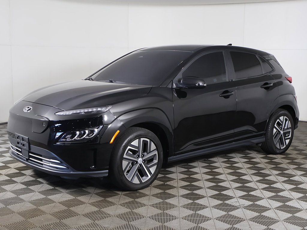 Used 2022 Hyundai Kona Limited w/ Cargo Package FWD image 11