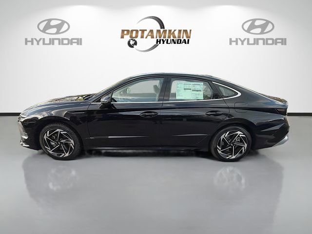 New 2026 Hyundai Sonata SEL FWD image 8