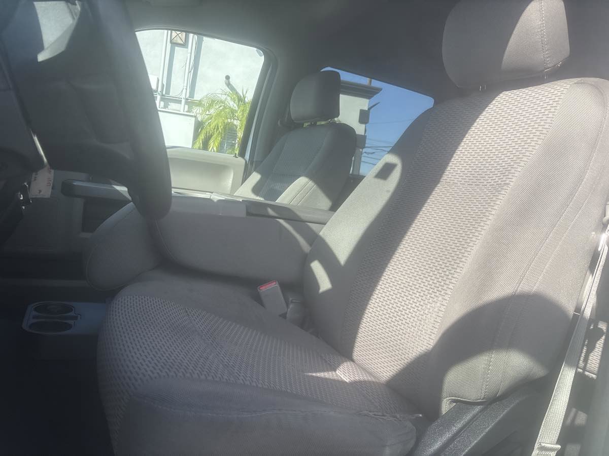 Used 2016 Ford F150 XLT AWD/4WD image 12