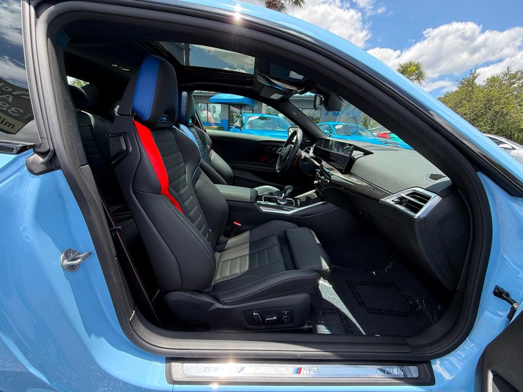 Used 2026 BMW M2 w/ Lighting Package RWD image 33