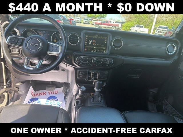 Used 2023 Jeep Wrangler Unlimited Sahara w/ Cold Weather Group image 33