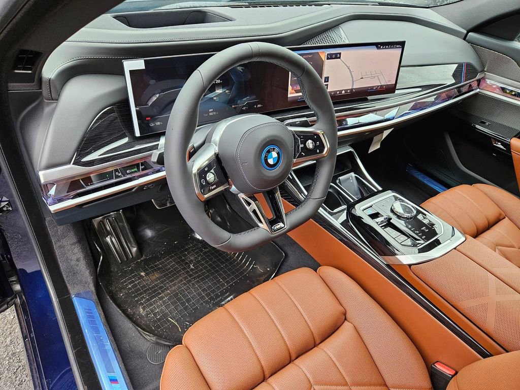 Used 2026 BMW i7 xDrive60 image 9