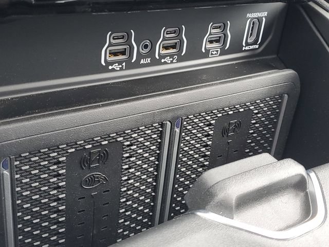 New 2026 RAM 1500 Laramie w/ Night Edition AWD/4WD image 29