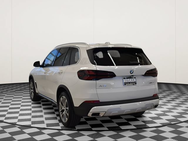 New 2026 BMW X5 xDrive40i w/ Premium Package AWD/4WD image 10