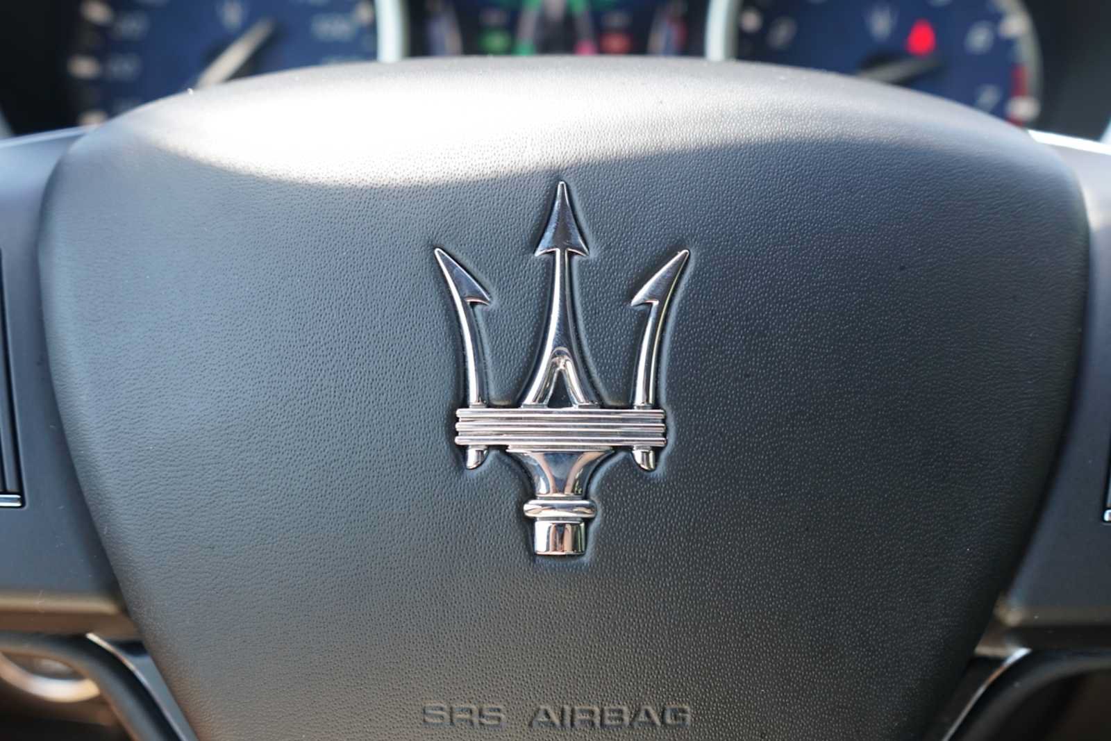 Used 2019 Maserati Ghibli S Q4 AWD/4WD image 13