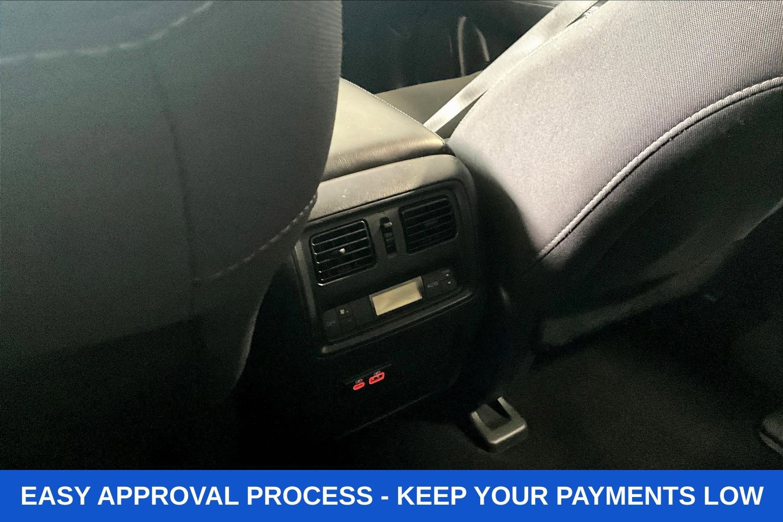 Used 2019 Nissan Pathfinder S AWD/4WD image 12