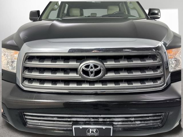 Used 2014 Toyota Sequoia SR5 AWD/4WD image 27