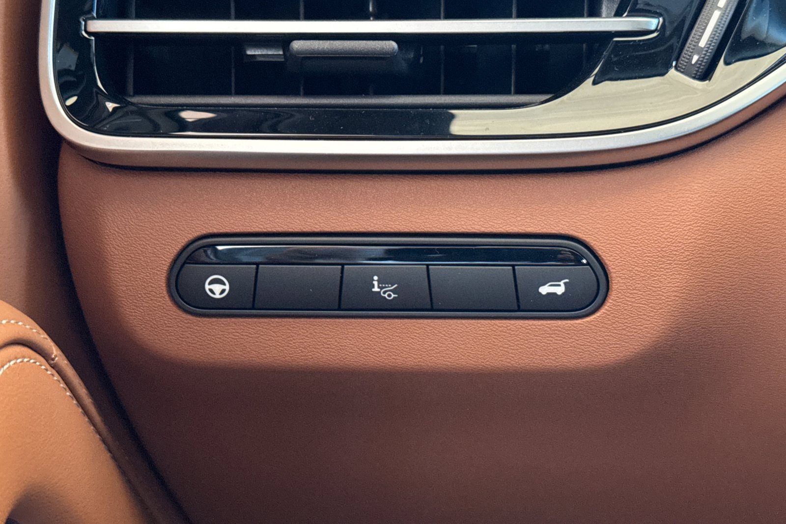 New 2026 INFINITI QX60 Autograph w/ Dark Cargo Package image 30