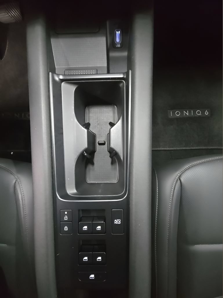 Certified 2023 Hyundai Ioniq 6 SEL AWD/4WD image 35