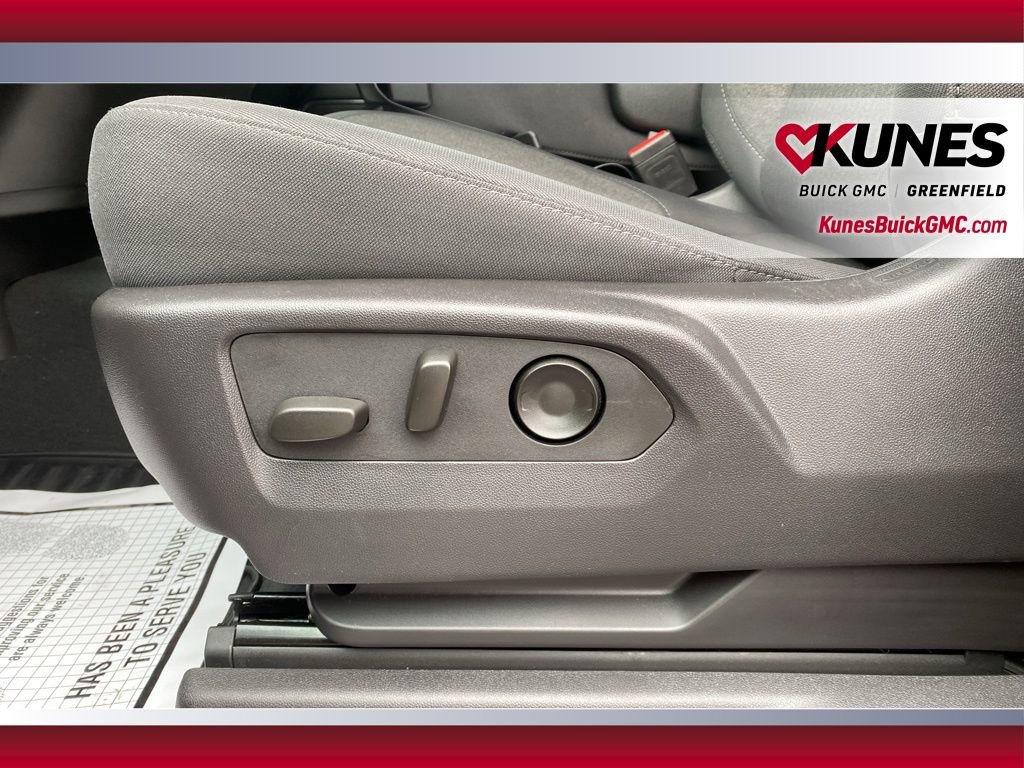 Used 2024 GMC Sierra 1500 Elevation image 19